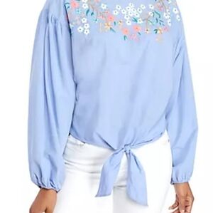NWT Cupio Batwing Embroidered Top S